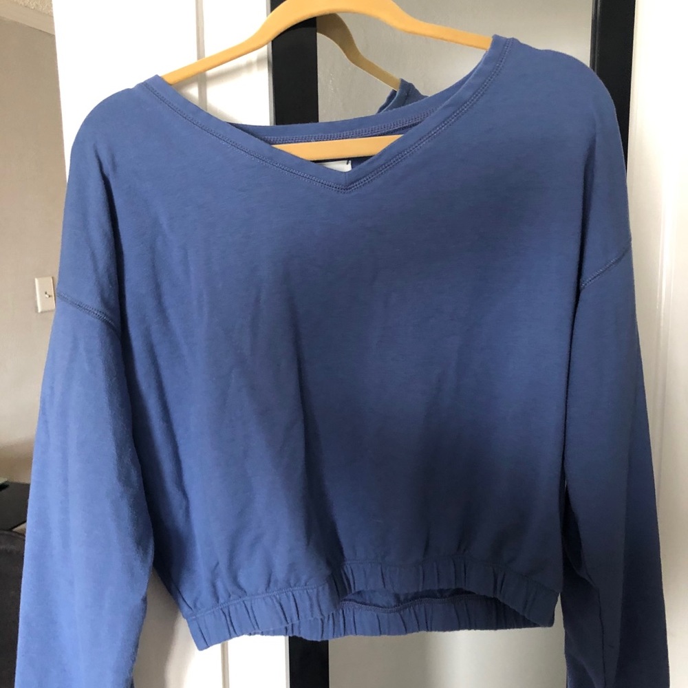 Aerie offline V neck Sweatshirt